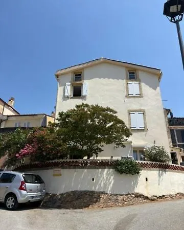 A Petricaghja Apartment Alata